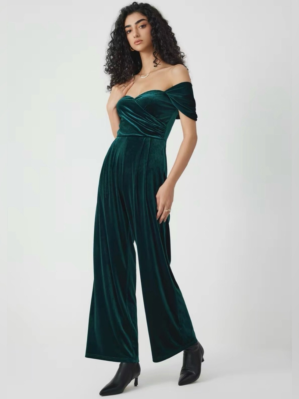 🆕 Cider Velvet Off The Shoulder Jumpsuit Size XS